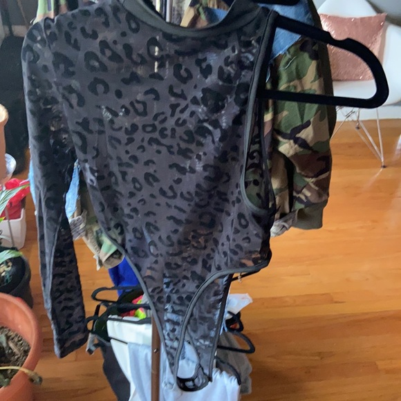 Two piece Jumpsuit - Picture 2 of 3